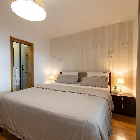 Flos,terrace 40 M2, Sea View Appartement *
